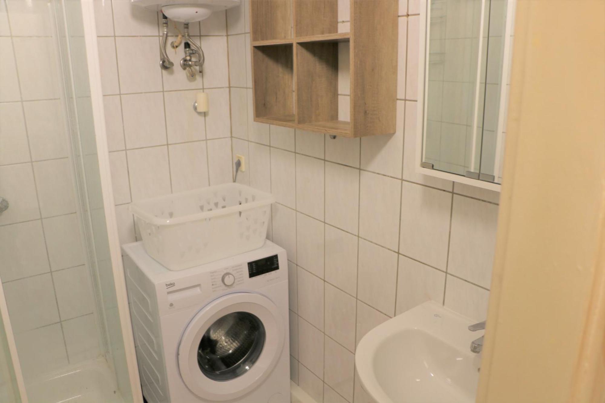 Monteurunterkunft Graz-lend *